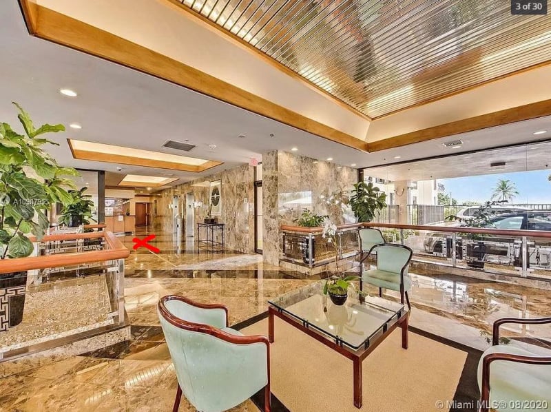 Miami Beach, Champlain Towers South apartment building collapse, Part