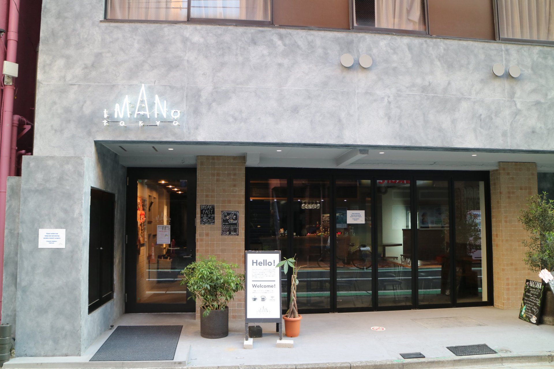 春遊東京｜住宿篇 距離新宿車站步行10分鐘，推薦在歌舞伎町附近質感背包客棧「伊瑪諾東京旅社」