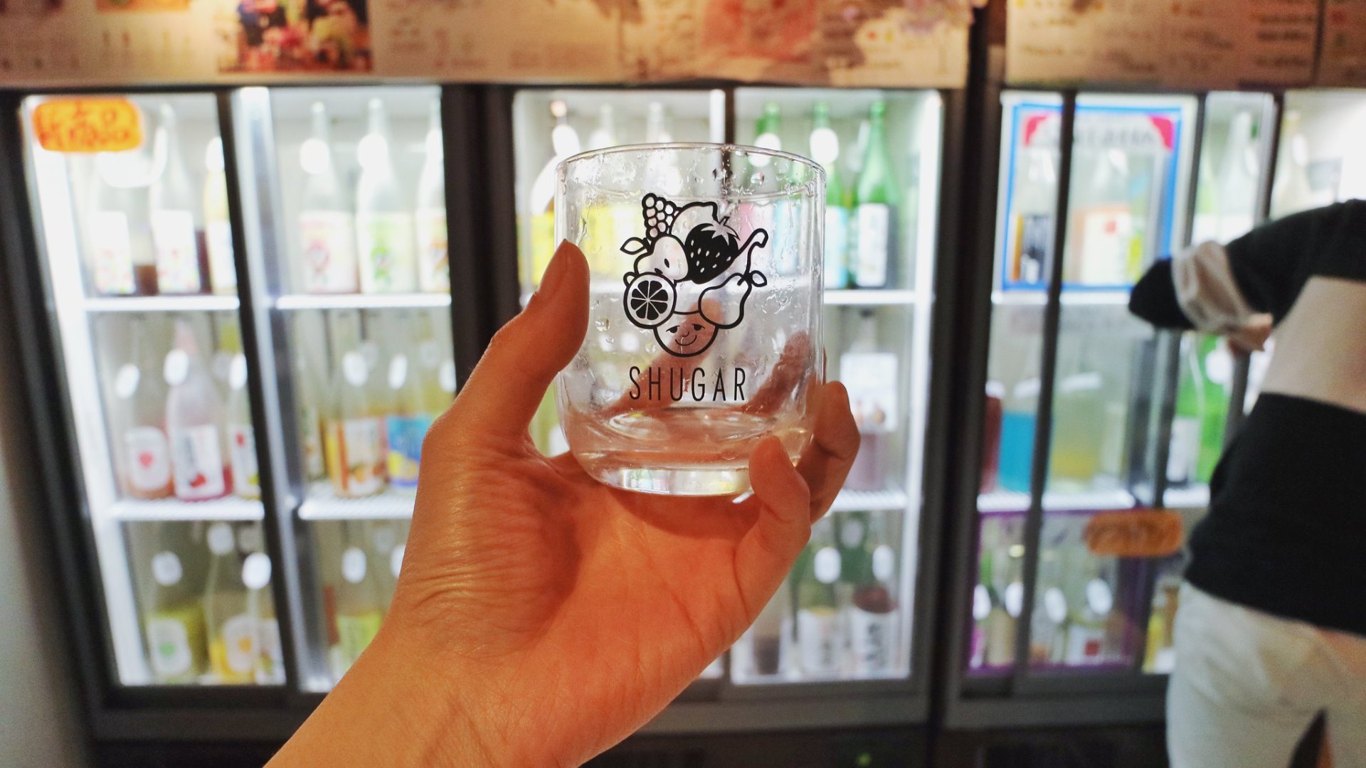 東京景點｜酒鬼天堂！東京梅酒喝到飽 酒吧推薦！KURAND SAKE MARKET 100種梅酒隨你喝！