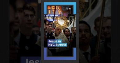 Jesus Passes Through the Heart of New York City | Shalom World News