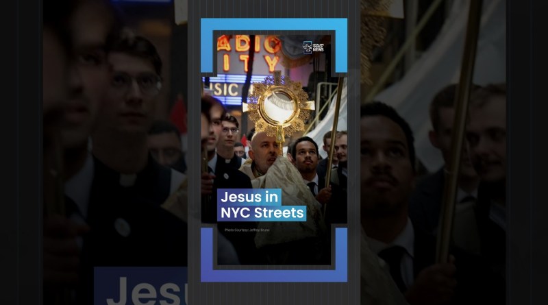 Jesus Passes Through the Heart of New York City | Shalom World News