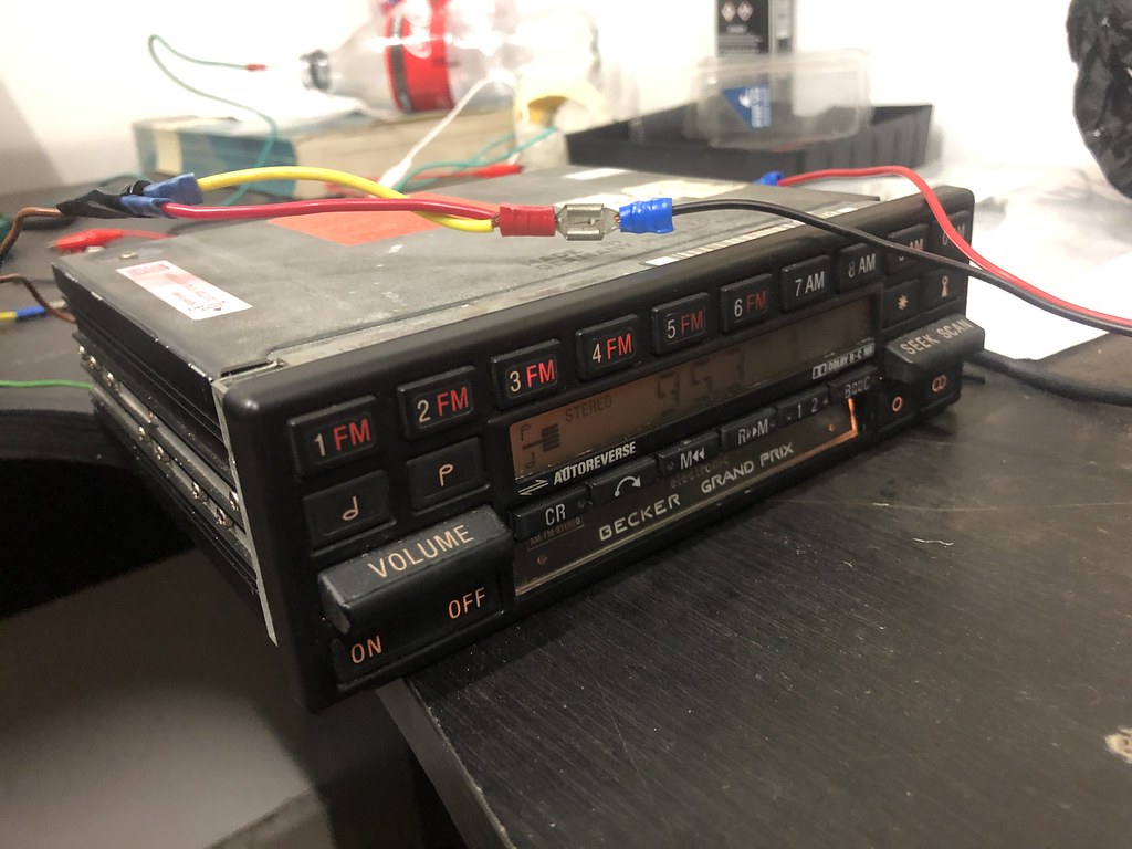 W124 Becker radio install – part 1