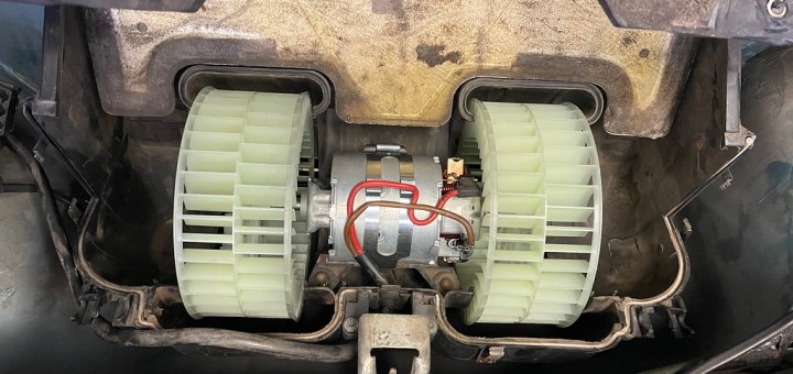 W124 Blower motor replacement – part 2