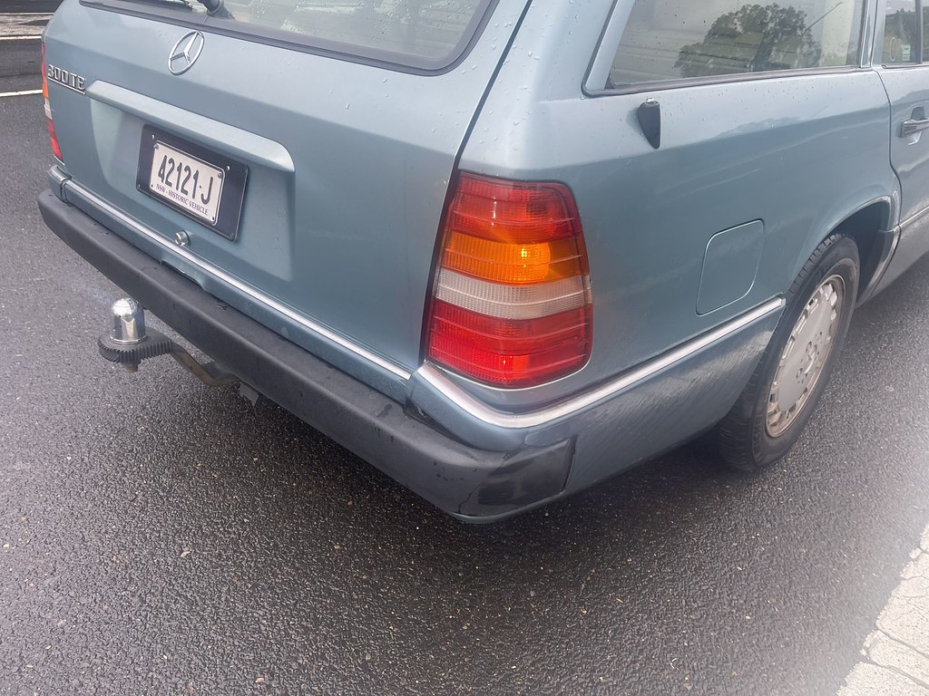 300TE rear end crash