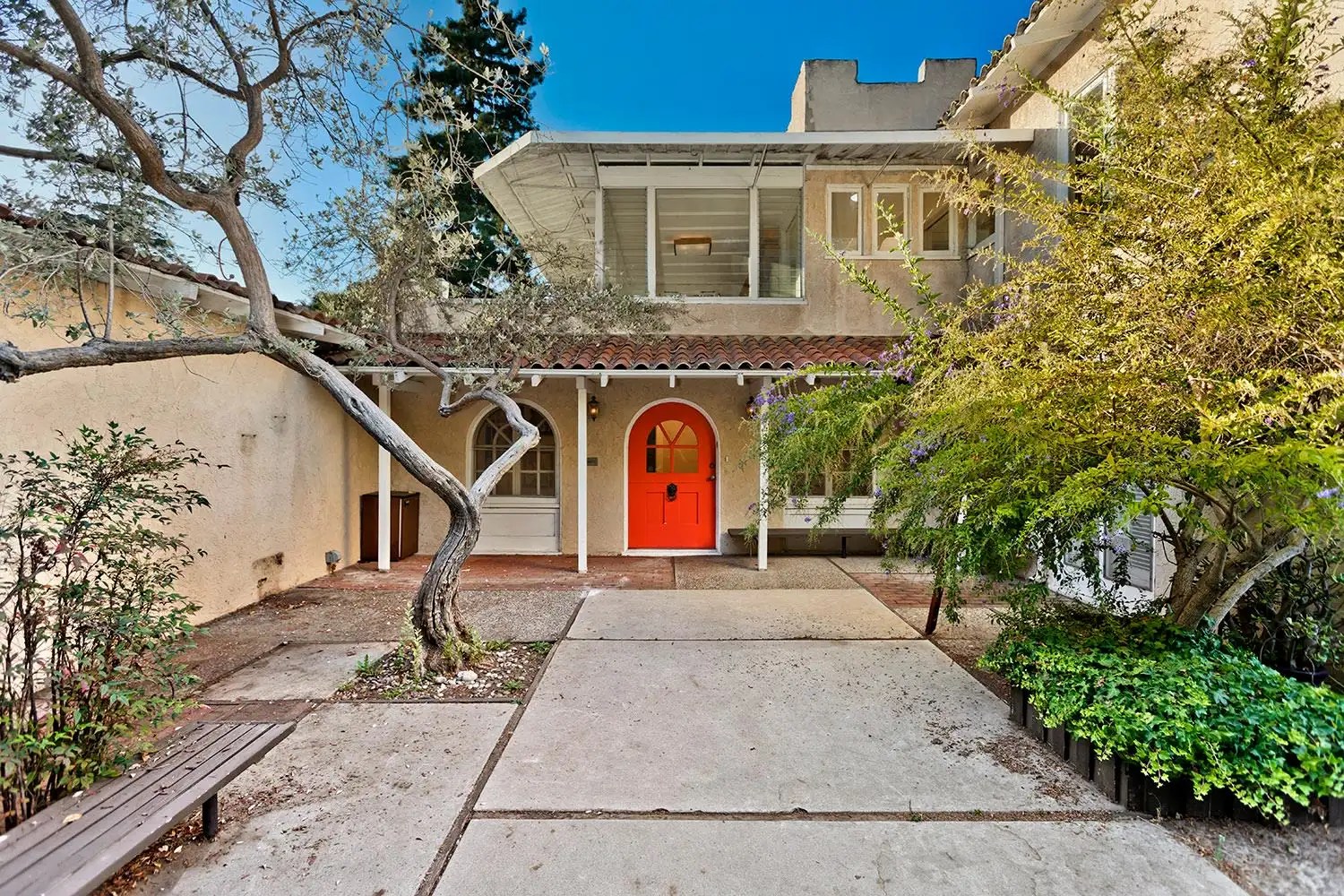 430 S. Bundy Drive Dan Urbach Los Angeles Real Estate Specialist