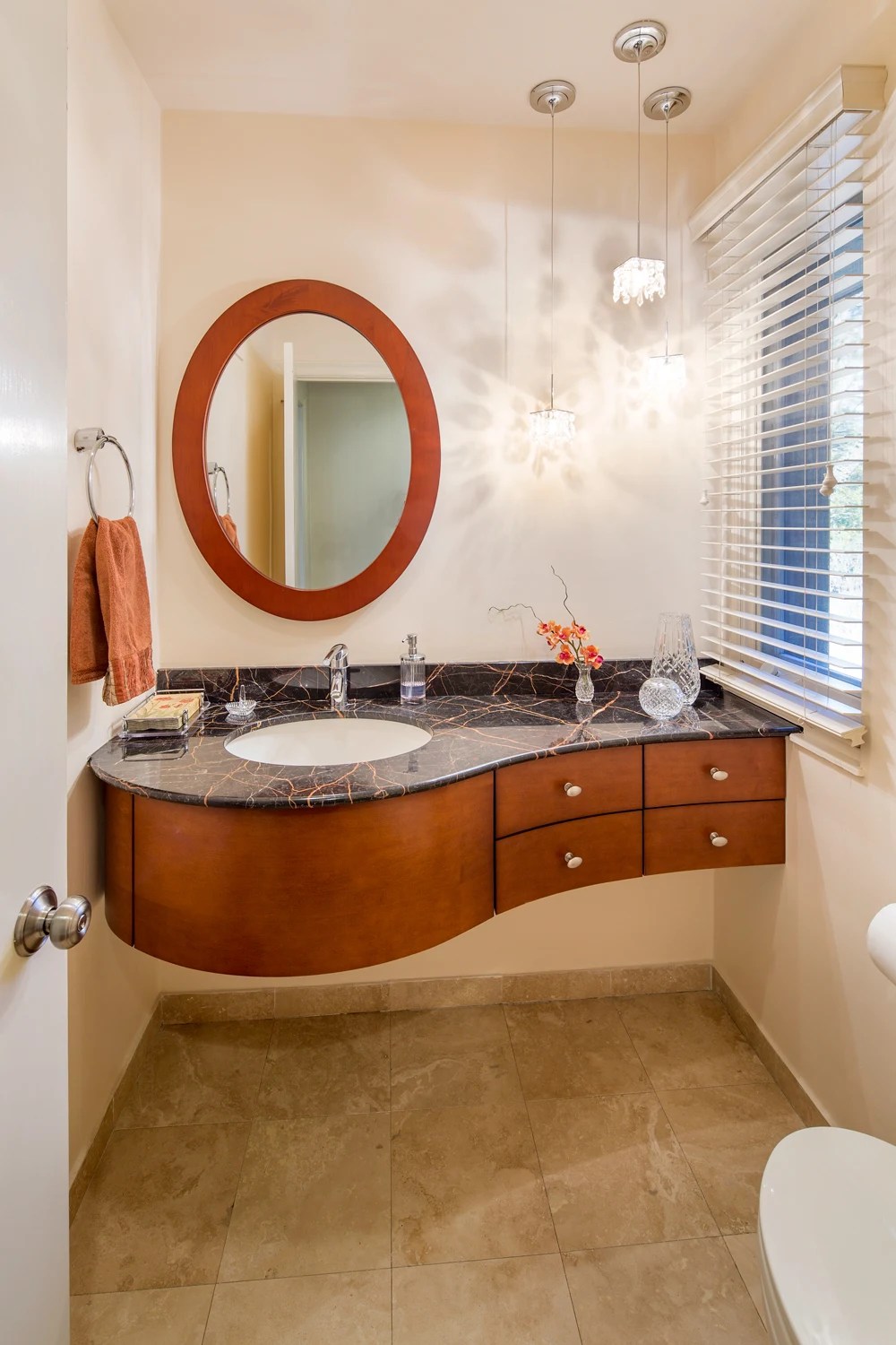 914 Sorrel Lane, Bryn Mawr The Robin Gordon Group