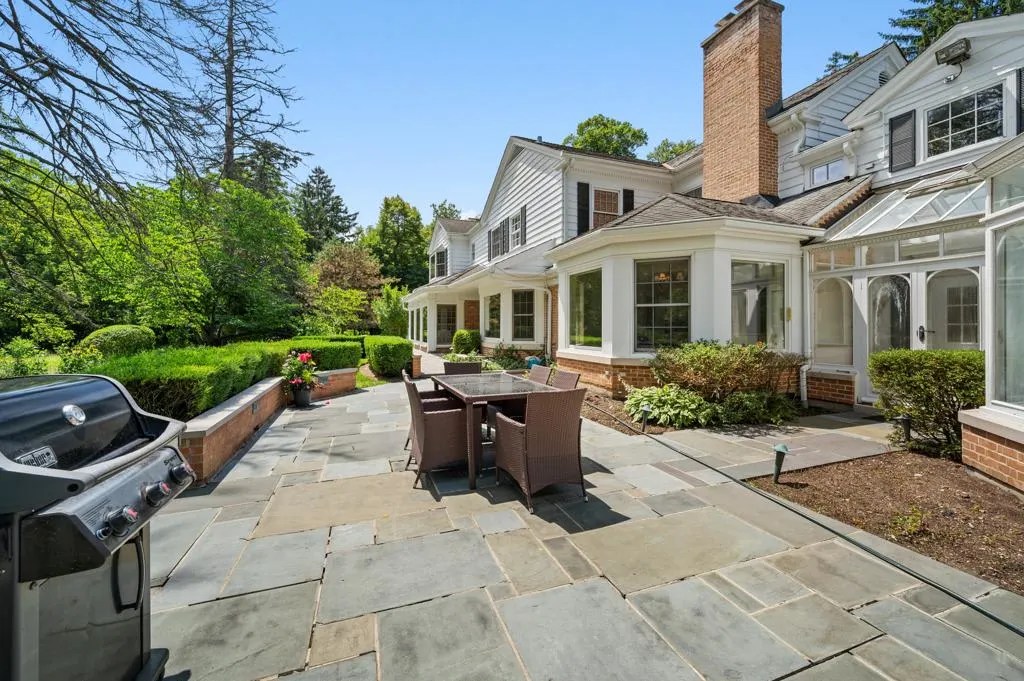 735 Normandy Lane Jerfita Team Luxury Real Estate Agents in Chicago