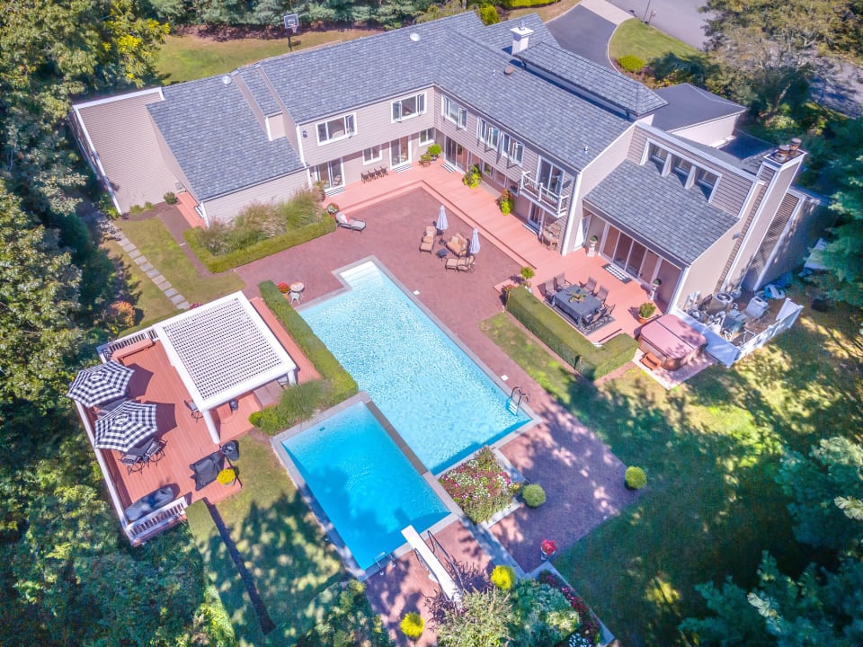 19 Etna Lane, Dix Hills Batul Morbi New York Real Estate Agent