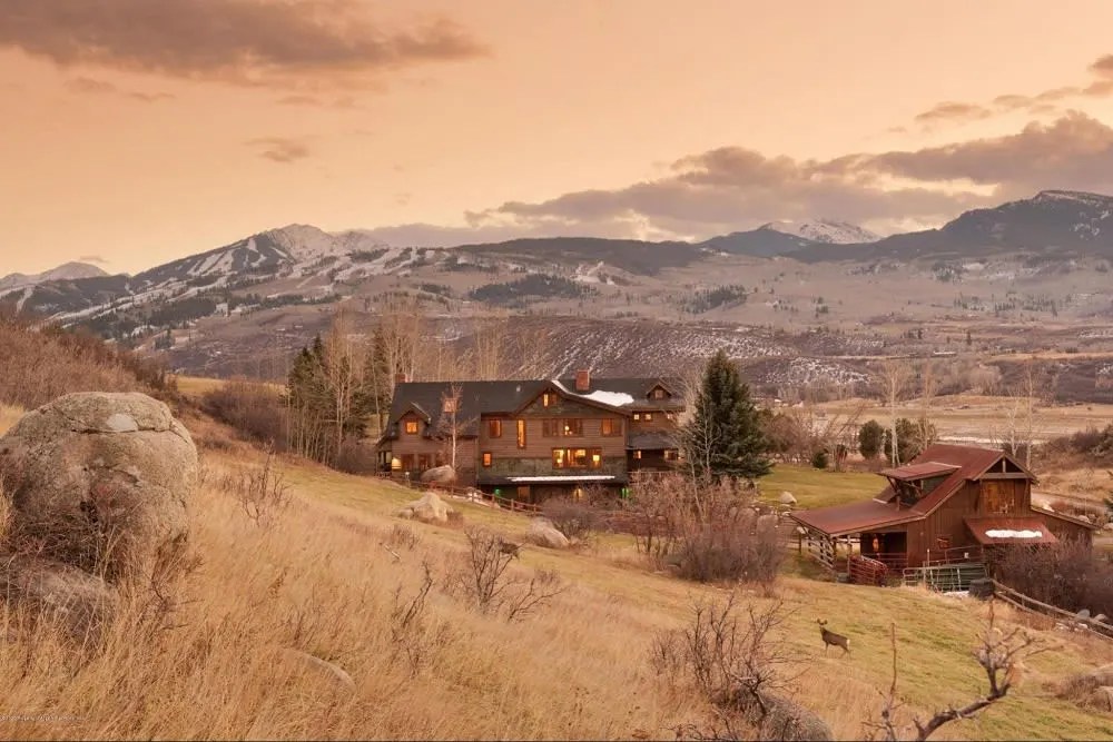 What Is Happening in the U.S. Housing Market and Its Impact on the