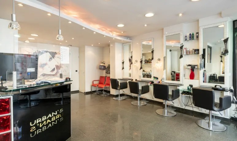 Urban's 6 coiffeur à Paris 6ème Planity RDV en ligne