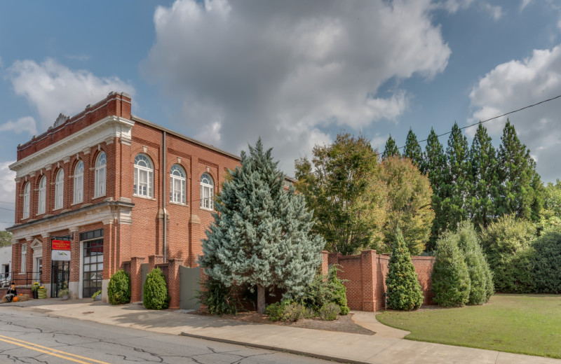 Firehouse Inn (Rutherfordton, NC) Resort Reviews