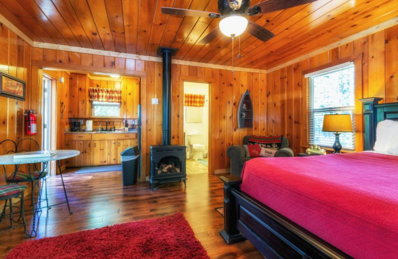 Knotty Pine Cabins (Idyllwild, CA) Resort Reviews