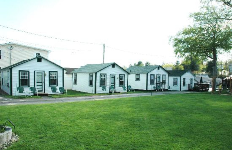 Weirs Beach Vacation Rentals Cottage Cozy Studio Cottage Right on