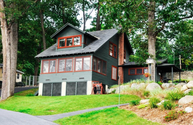 Lake Vacation Rentals House Excellent Lakefront Getaway in the Adirondacks! RAL