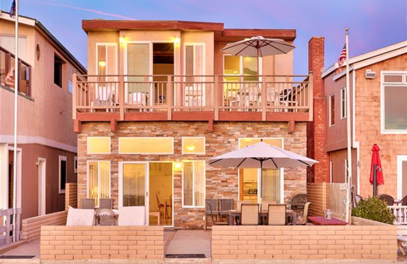 Newport Beach Vacation Rentals 20 OFF AUG ON THE SAND, w/ Large