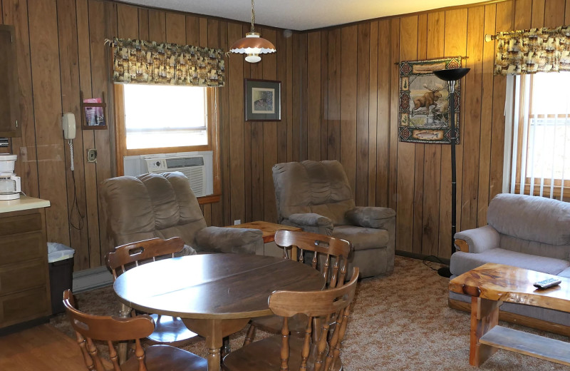 Porcupine Lodge (White Pine, MI) Resort Reviews