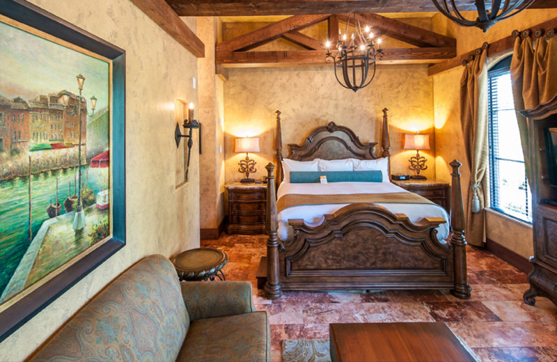 Gervasi Vineyard Luxury Overnight (Canton, OH) Resort