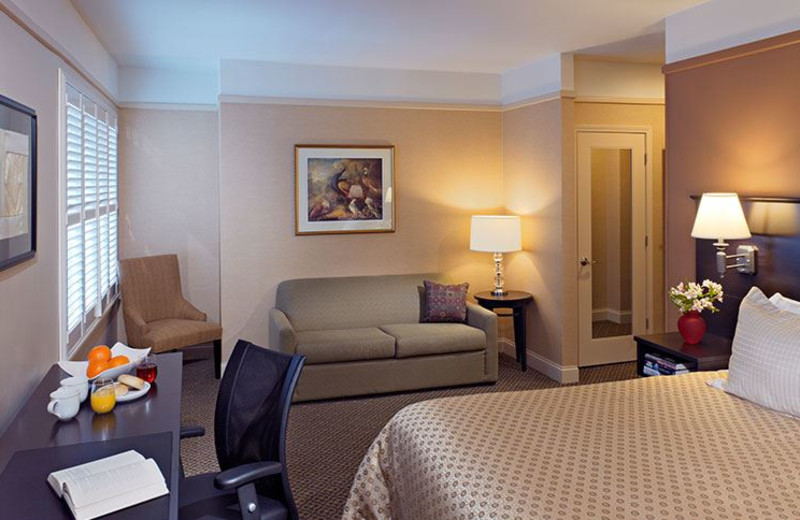 BEST WESTERN PLUS Hawthorne Terrace Hotel (Chicago, IL) Resort