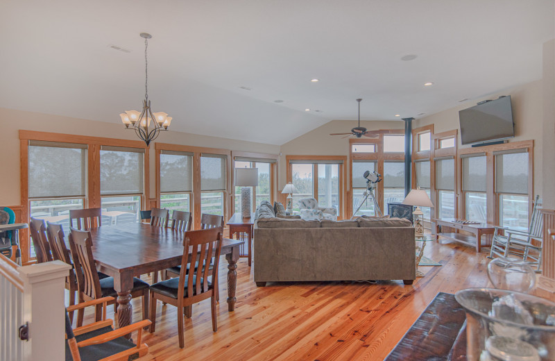 Joe Lamb Jr. & Associates Vacation Rentals (Kitty Hawk, NC) Resort