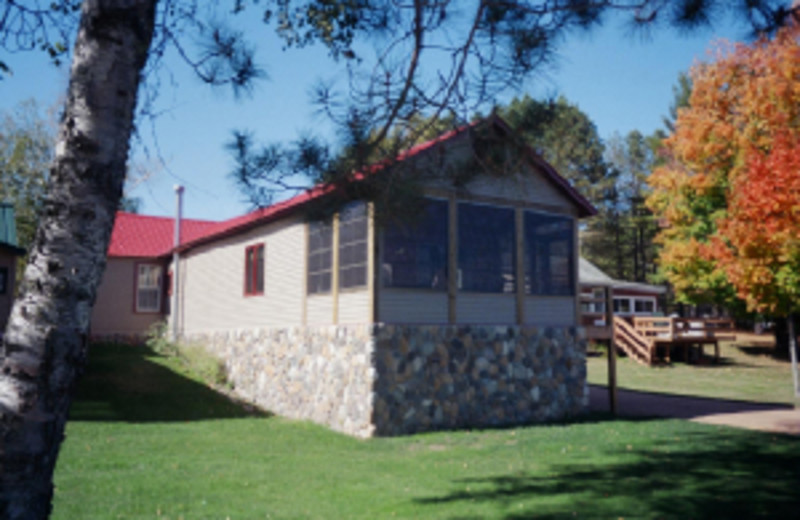 Dona & Walt's Musky Lodge (Boulder Junction, WI) Resort Reviews