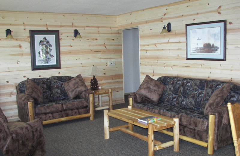 Oaken Bucket Cottages (Rhinelander, WI) Resort Reviews