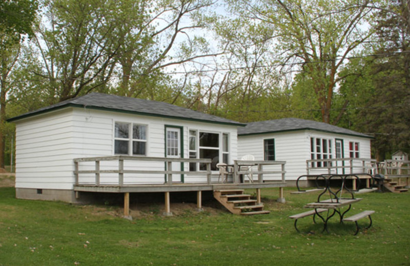 Bell's Resort Bar and Grill (Dent, MN) Resort Reviews