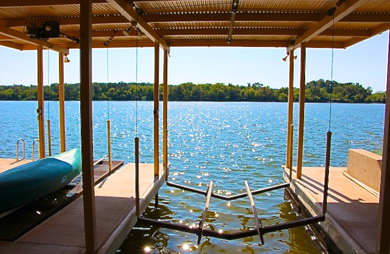 Front Desk Vacation Rentals (Marble Falls Lake LBJ, TX) Resort