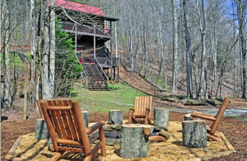 Blue Ridge Vacation Rentals Cabin Cozy 2Bedroom Cabin on a Creek