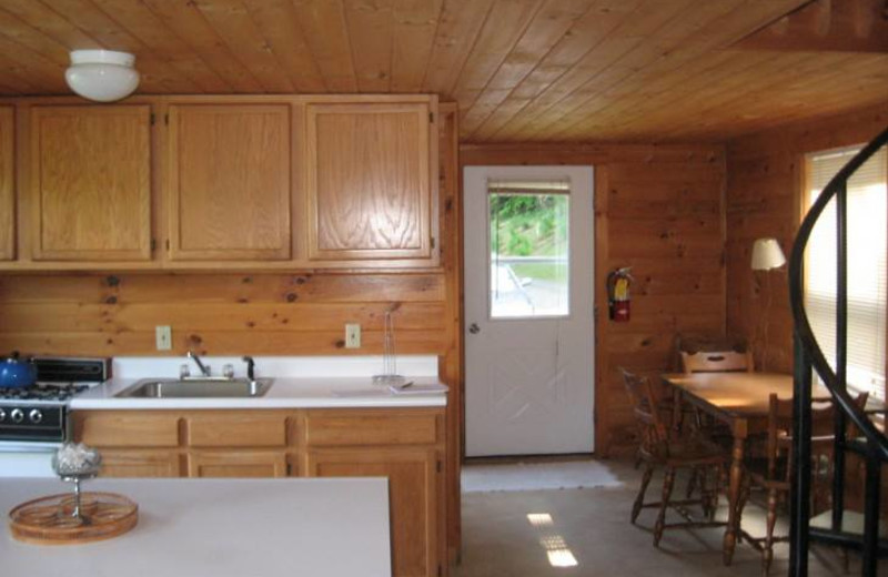 The Cabins on Harvey's Lake (West VT) Resort Reviews