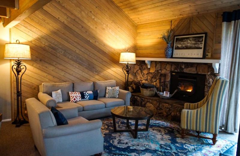 Nomadness Rentals (Mammoth Lakes, CA) Resort Reviews