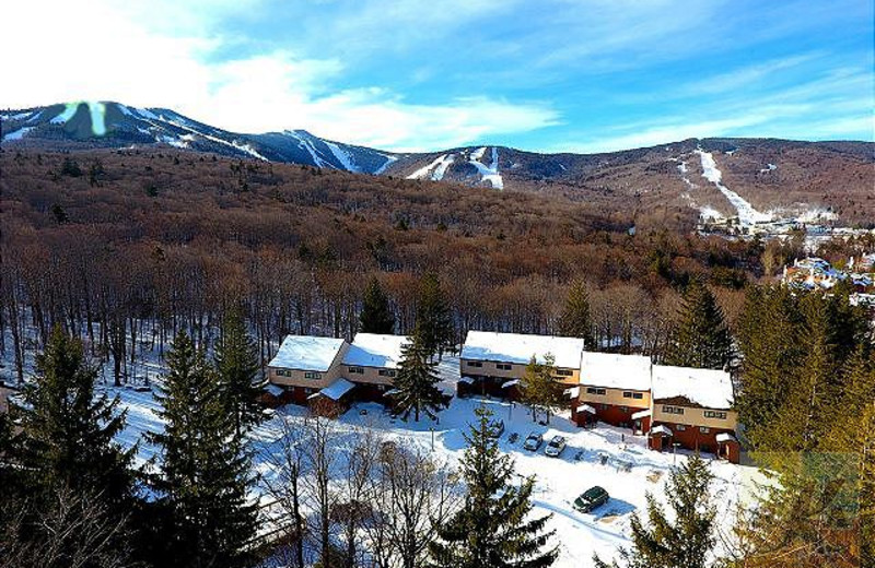 Killington Vacation Rentals Condo One bedroom shuttle to the Mountain Ski back RAL