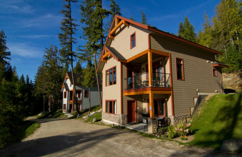 Halcyon Hot Springs Village and Spa (Nakusp, British Columbia) Resort