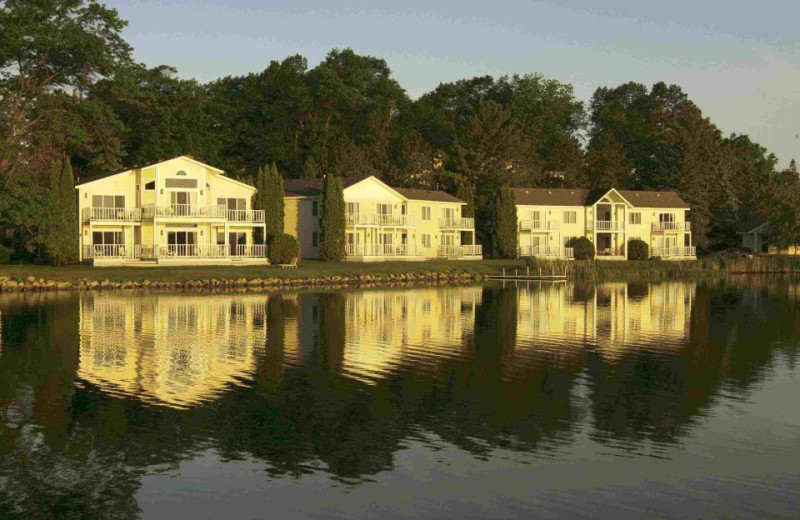 Madden's on Gull Lake (Brainerd, MN) Resort Reviews