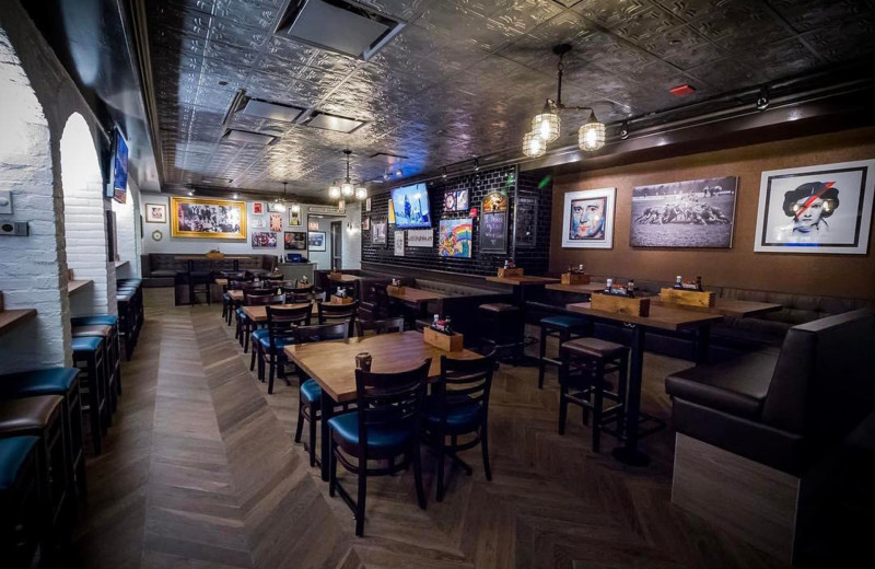 Club Quarters Central Loop (Chicago, IL) Resort