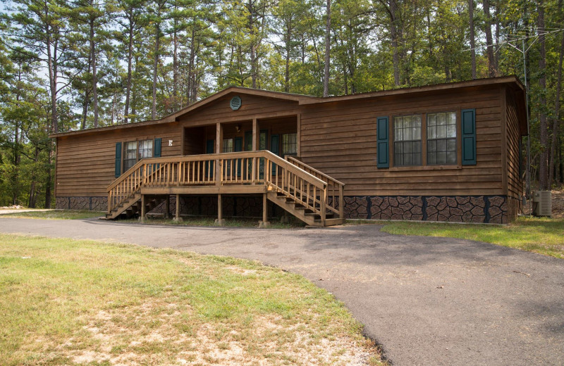 Brady Mountain Resort (Royal, AR) Resort Reviews