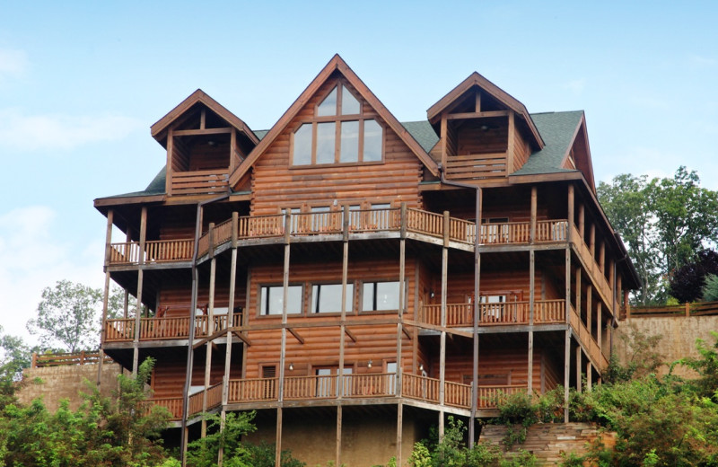 Eden Crest Vacation Rentals, Inc. (Pigeon TN) Resort Reviews