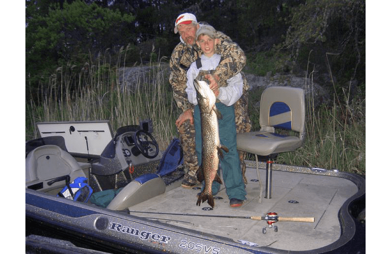 Stokes Bay Resort Rainy Lake Outpost (Fort Frances, Ontario) Resort