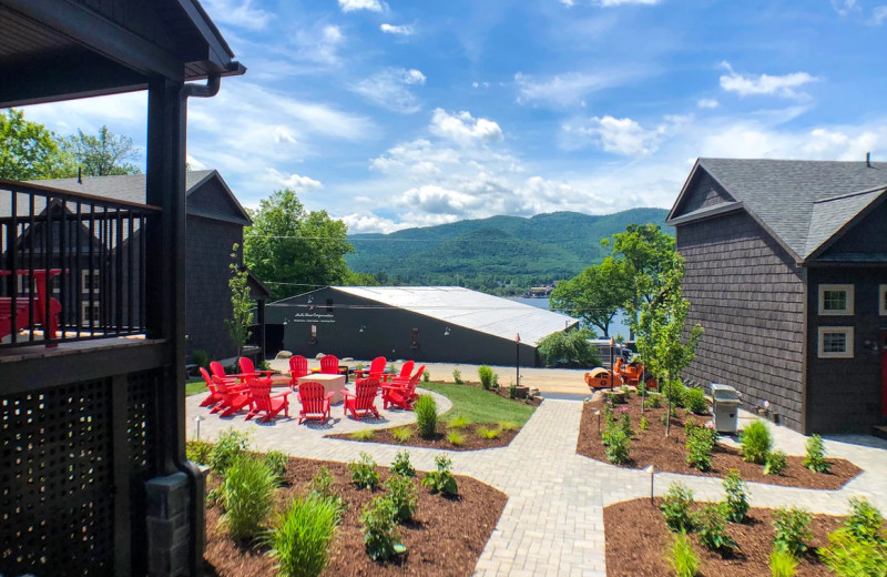 Northern Living Luxurious Vacation Rentals (Lake NY) Resort