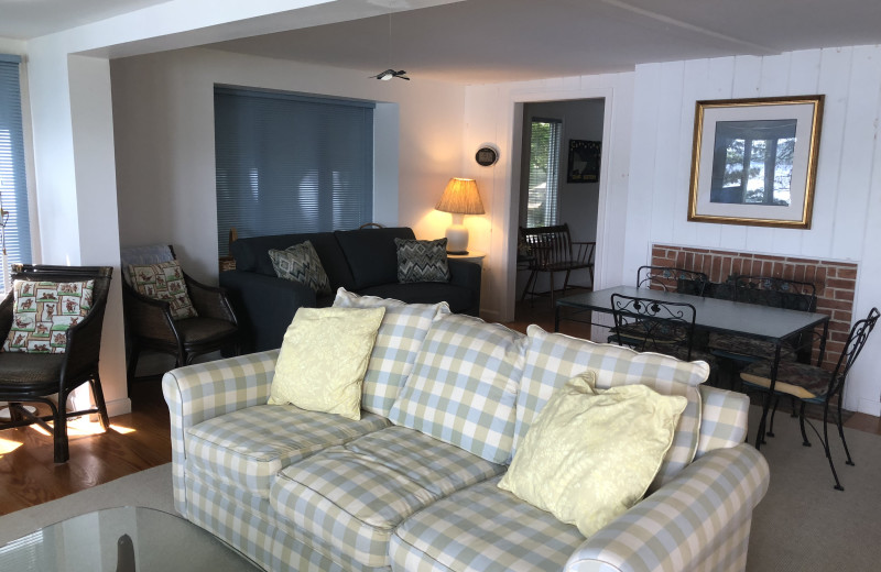 At The Lake Vacation Rentals (Moultonborough, NH) Resort Reviews