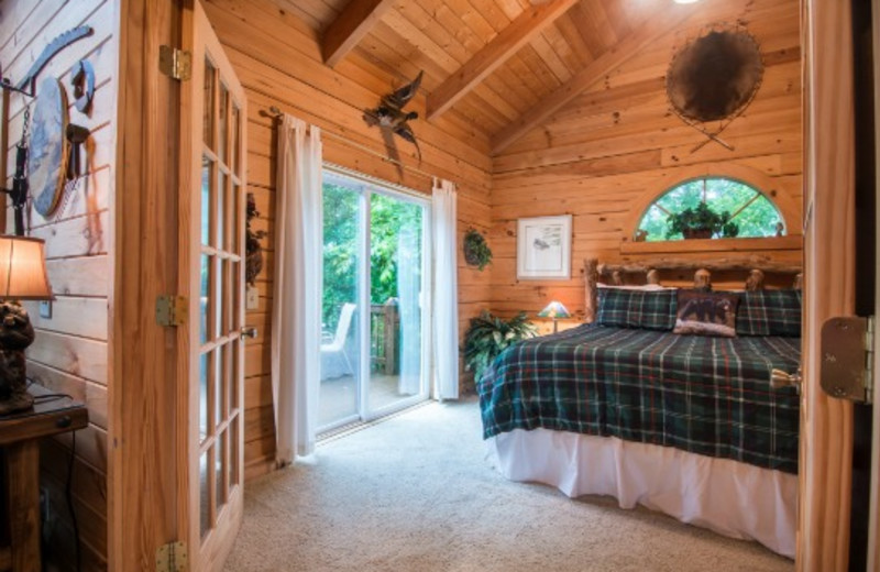 Ridgedale Vacation Rentals Cabin Trapper's Den D'Monaco Luxury