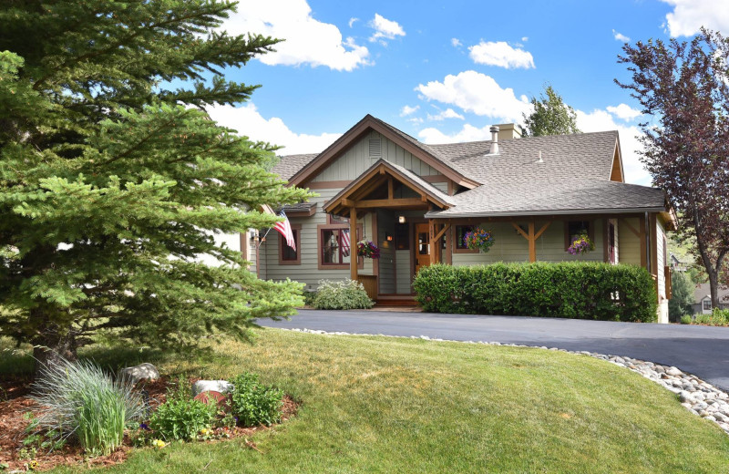 Smith Eaton Real Estate & Property Management (Edwards, MS) Resort