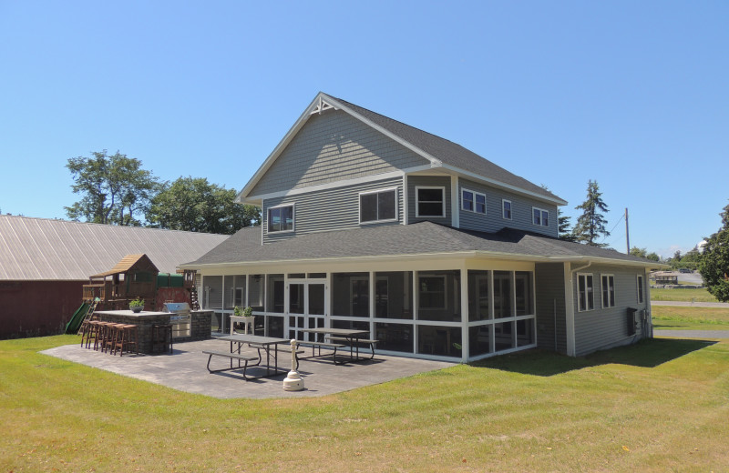 Angel Rock Waterfront Cottages (Cape Vincent, NY) Resort Reviews