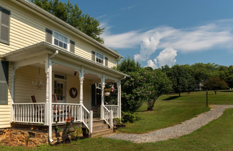 Orchard House Bed & Breakfast (Lovingston, VA) Resort Reviews