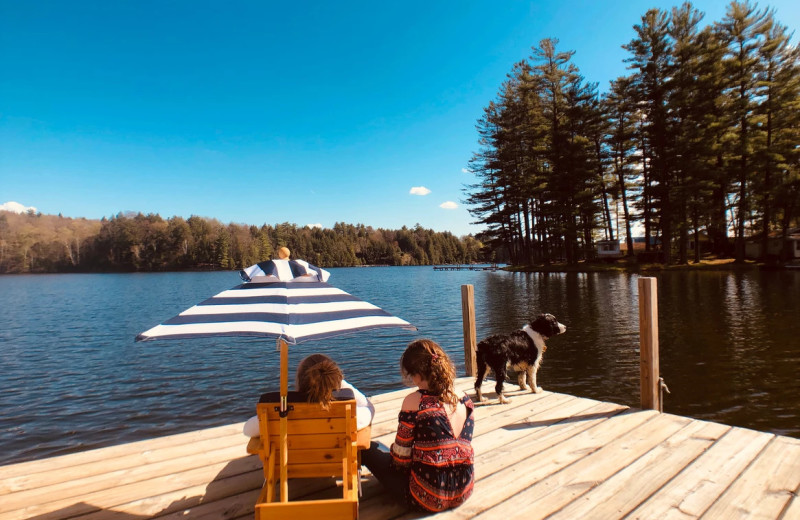 Northern Living Luxurious Vacation Rentals (Lake NY) Resort