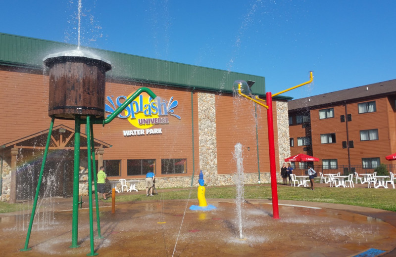 Splash Universe Dundee (Dundee, MI) Resort Reviews