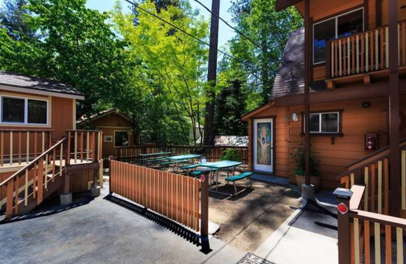 Sleepy Hollow Cabins & Hotel (Crestline, CA) Resort Reviews