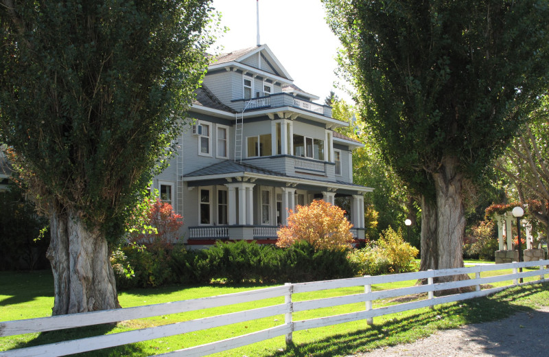 Quilchena Hotel at Douglas Lake Ranch (Merritt, British Columbia
