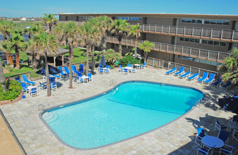 Island House Beachfront Condo Hotel (Corpus Christi, TX) Resort