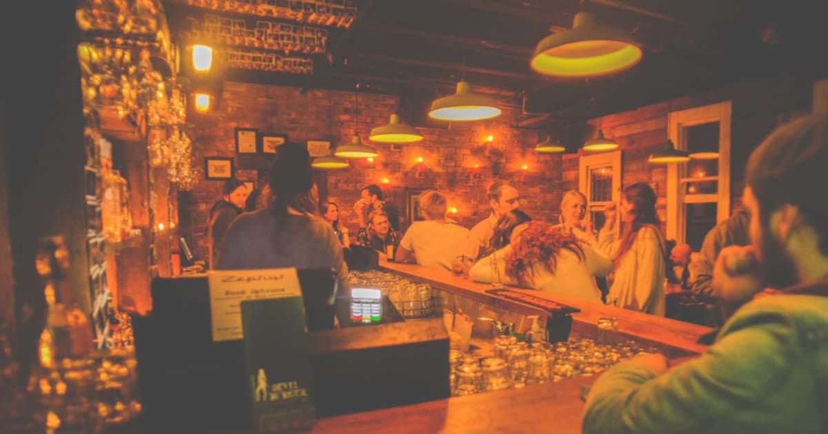 Zephyr is Queenstown's only latenight rock bar.