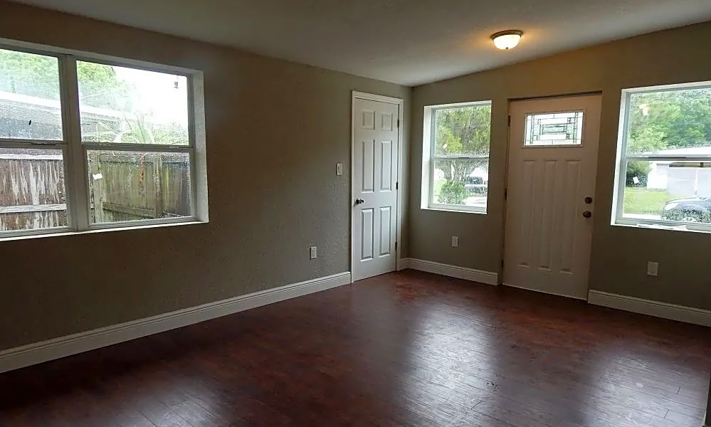 Apartments for rent in GandySun Bay South, Tampa